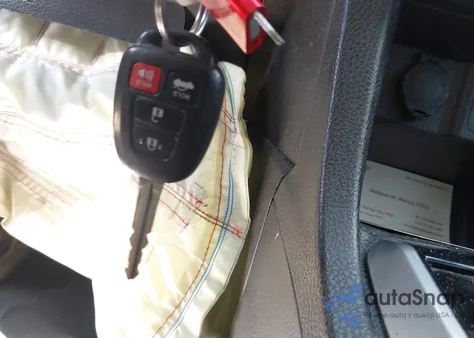 2016 Toyota Corolla Le from USA, damaged, VIN 5YFBURHE3GP488619